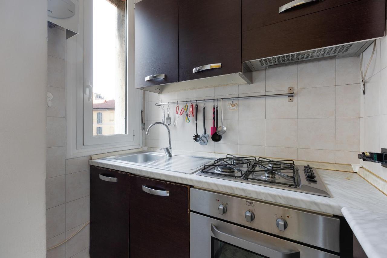 Apartment With Balcony - 50 M Far From M1 Pasteur Милан Экстерьер фото